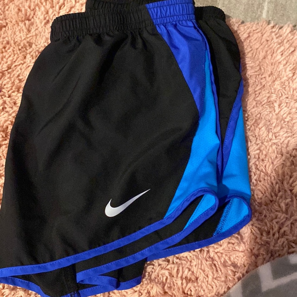 nike shorts